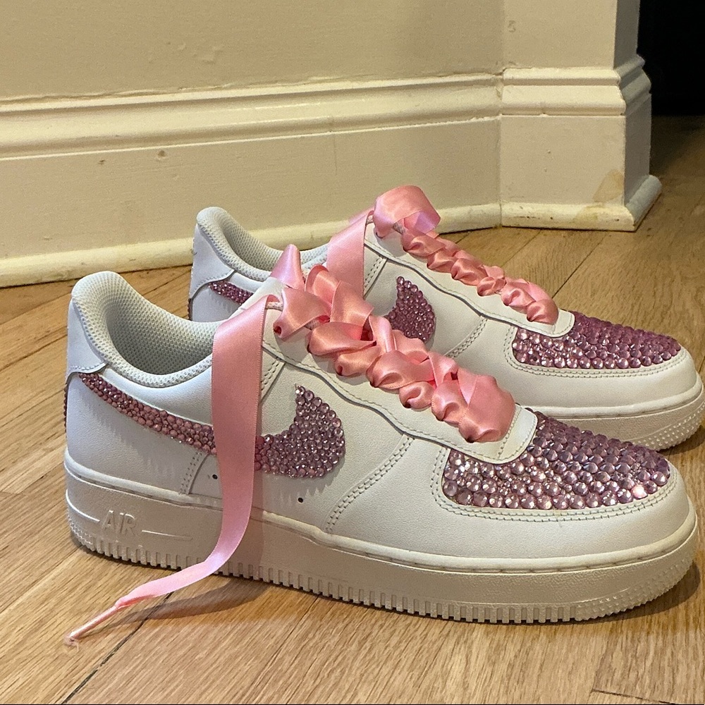 Nike Women's Sneakers Pink and White